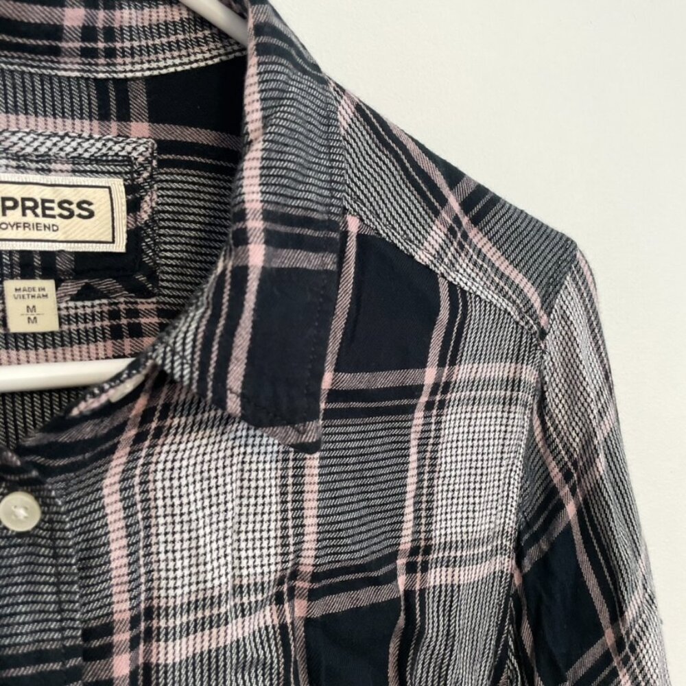 EXPRESS Patch Pocket Plaid Boyfriend Shirt Black White Flannel Button Down Tunic - Picture 5 of 16
